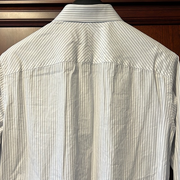 Calvin Klein Classic White with Light Gray Stripes Regular-Fit Dress Shirt! - Picture 2 of 9